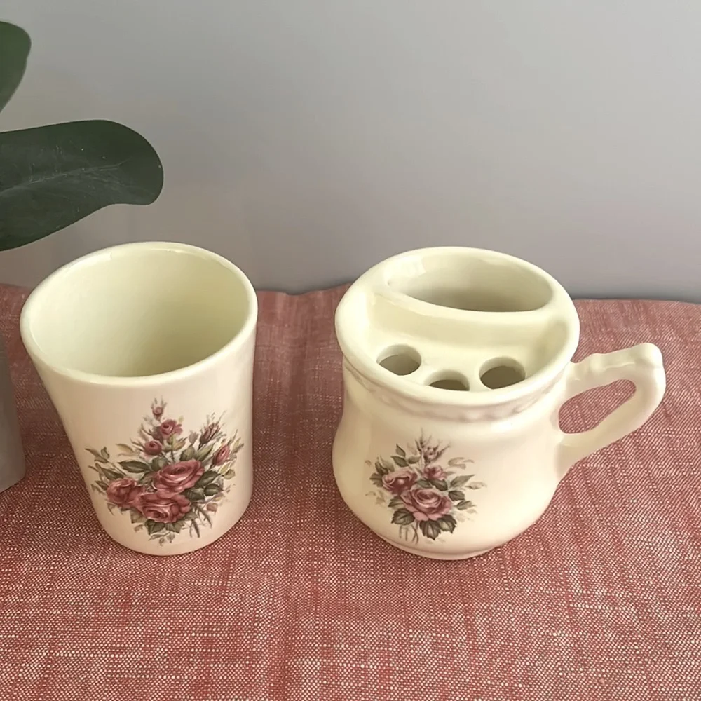 Vintage Collectable ATHENA Pink/Burgundy Roses SHAVING MUG Set. Or toothbrush